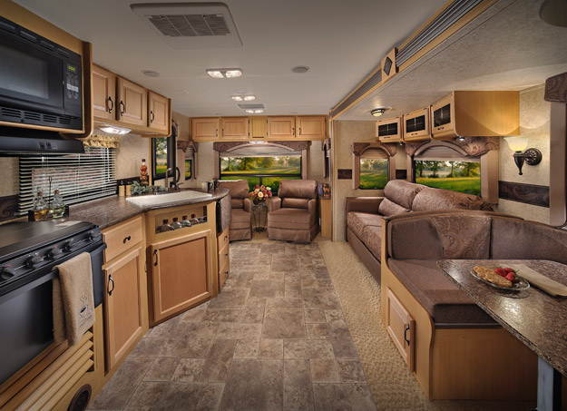 EverGreen RV Deep Slide Interior Travel Triler